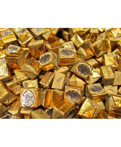 Online sales chocolates VENCHI Kremlin Cubigusto with Three Layers Triple Gianduja with hazelnut paste. Shop online chocolate VE Online sales chocolates VENCHI Kremlin Cubigusto with Three Layers Triple Gianduja with hazelnut paste. Shop online chocolate VE
