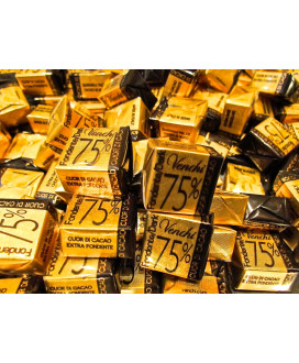 Vendita online Cioccolatini Venchi di cuneo Novità fondente 60% di cacao. Shop on line cioccolatini Venchi Unica quadrati sempli