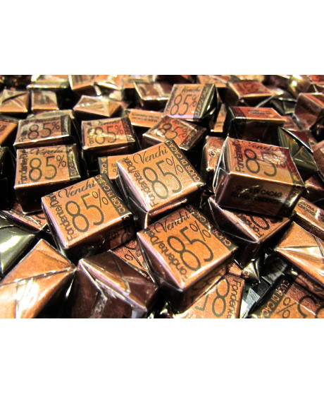 Vendita online Cioccolatini Venchi di cuneo Novità fondente 85% di cacao. Shop on line cioccolatini Venchi Unica quadrati perfet