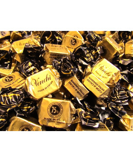 Vendita online cioccolatino Venchi Cubotto Cuor di Cacao 75% a €32,00 al Kg. Shop on-line cioccolatini Cubotti Venchi Unica ripi