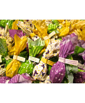  Vendita online ovetti Venchi Assortiti. Shop on-line ovine di Pasqua Venchi Unica misti. Miglior prezzo online ovetto Venchi