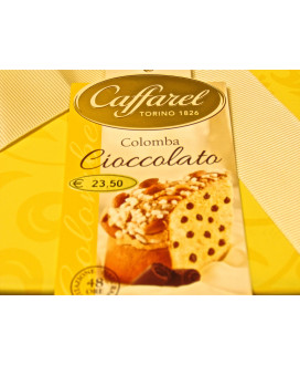 Vendita on line colombe di Pasqua Caffarel con gocce di cioccolato extra glassata con mandorle e nocciole. Shop on line Colomba