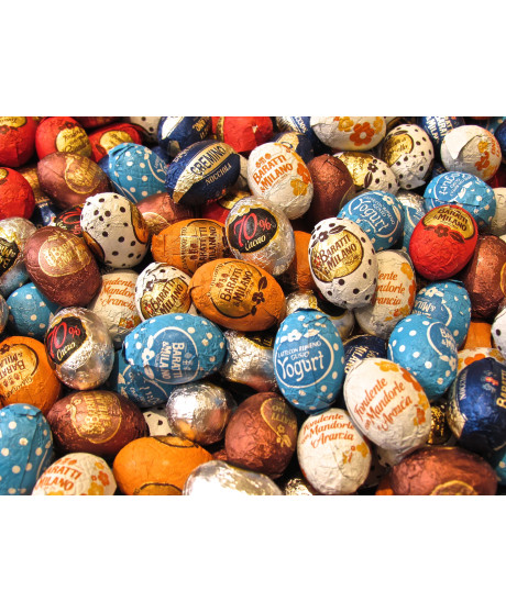 Online sale Delicious OUR SELECTION OF THE BEST EGGS OF LINDT, Majani, VENCHI, CAFFAREL, BARATTI And PERUGINA Vulpitta Corso 101