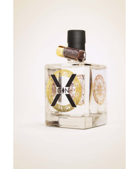 Buy Online X Gin produced in Belgium with the use of juniper berry. Shop online xolato gin with chocolate 