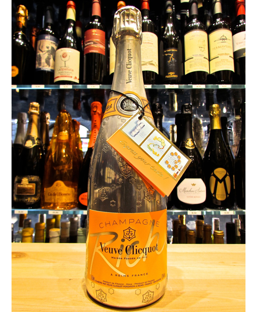 (3 BOTTLES) Veuve Clicquot - Cuvee Rich - Champagne Demi-Sec - 75cl