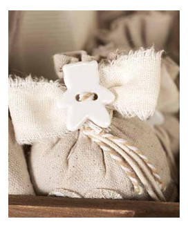 Cupido & Company - 5 Porcelain White Bears