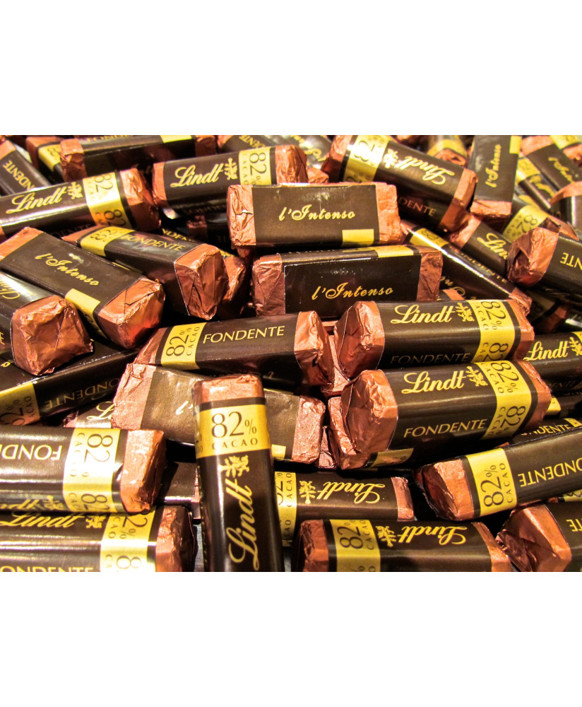 Vendita online cioccolatini Lindt fondenti assortiti con ripieno cremoso fondente e caffè alle varie percentuali di cacao. NOVIT