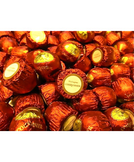 Vendita online cioccolatini Lindt ripieni al Cognac Courvoisier VS Liquido. Shop on line cioccolatini fondenti di Lindt ripieni 