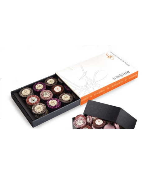 Vendita online Selezione Praline di cioccolato Guido Gobino, Gianduiottini, cremini, Tourinot Maximo e cialdine extra bitter. Sh Vendita online Selezione Praline di cioccolato Guido Gobino, Gianduiottini, cremini, Tourinot Maximo e cialdine extra bitter. Sh
