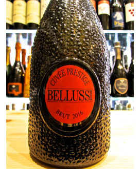 Vendita online Bellussi Cuvee Prestige Brut. Shop on line vino spumante blanc de noir, 100% pinot nero metodo charmat