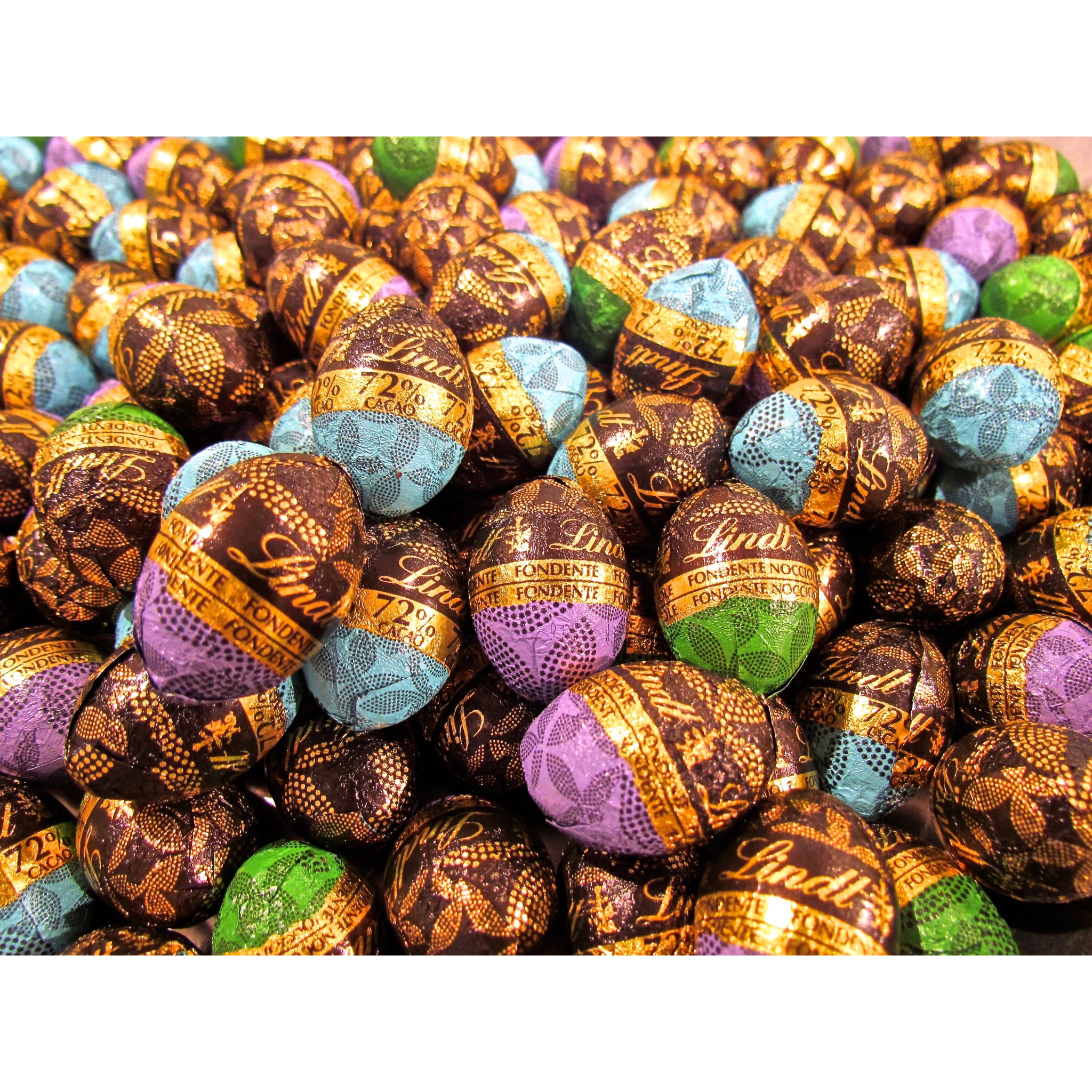 Shop online Easter Eggs Lindt dark chocolate filled with hazelnut ...