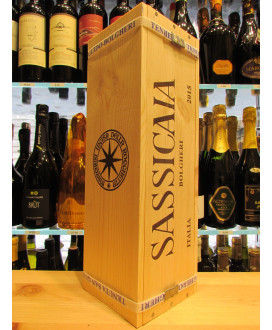 Online sales Sassicaia 2013 Magnum large bottle Tenuta San Guido - Bolgheri - Castagneto Carducci. Shop online, fast delivery. B