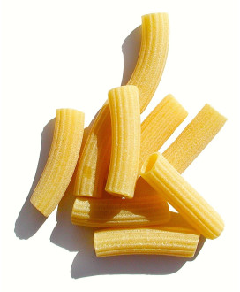 Shop online italian pasta Benedetto Cavalieri Rigatoni quality homemade pasta. Pasta handmade. Best quality in italy