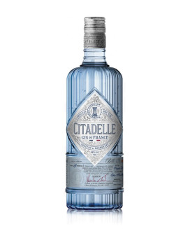 Buy Online Gin Citadelle produced in France with the use of 19 botanic. Shop online and price Gin Citadelle, made in France with