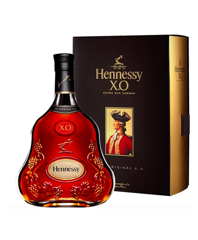 Vendita online Hennessy XO cognac francese fatto apposta per Richard Hennessy è una miscela di 100 cognac invecchiati da 10 a 7