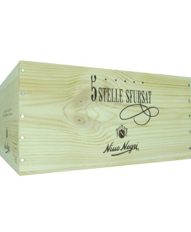 Vendita online cassette di legno per arredare. Cassettine di legno per il vino utillate come complementi d'arredo design.