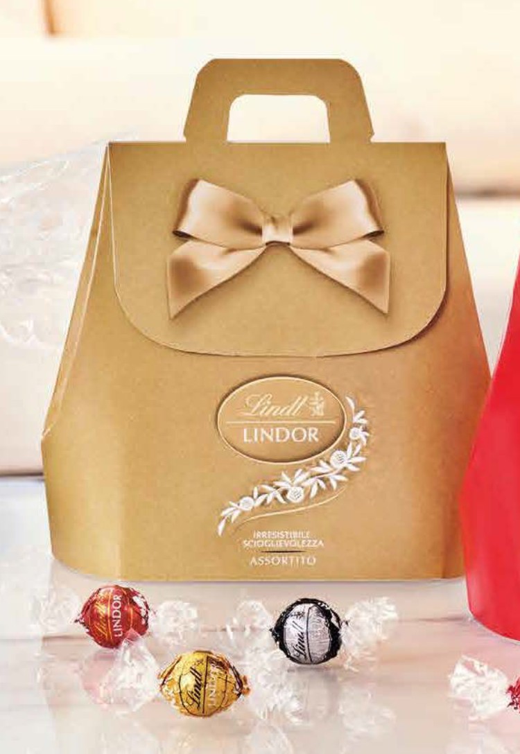 Buy Chocolates LINDT LINDOR MILK, ASSORTED or HAZELNUT 200g. - box with  flower delivery Sofia LaRose
