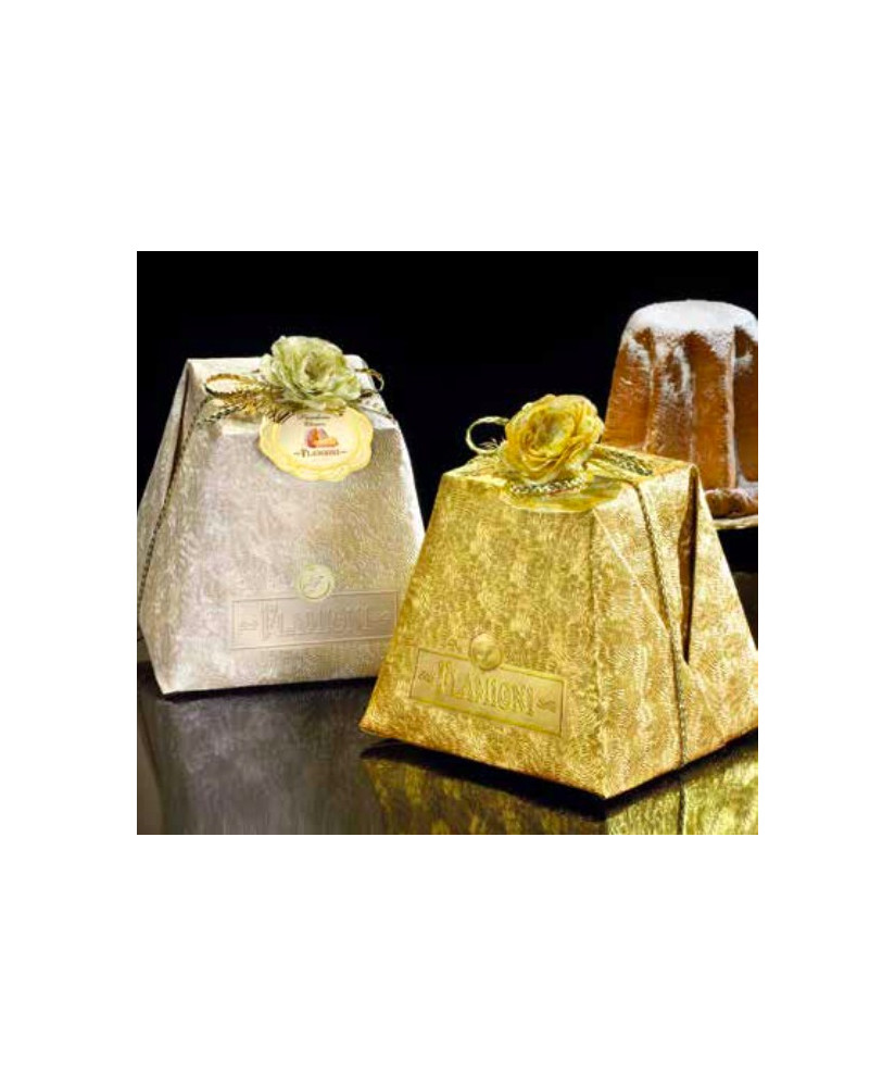 Pandoro sale online classic Flamigni, tipical italian Christmas cake. Shop online Panettone and Pandoro handmade, naturally leav
