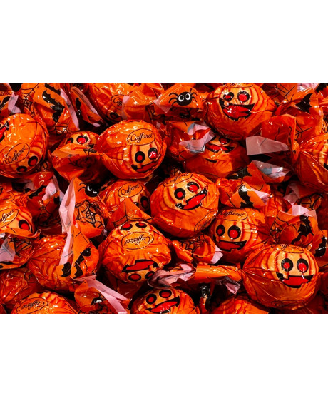 Dolcetto o Scherzetto? Vendita online cioccolatini Caffarel a forma di Zucchette di Halloween. Shop on line cioccolatini al latt