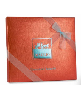 Online sales MAGLIO Assorted chocolates. Best price packs of handmade chocolates, hazelnut, almond, milk and dark chocolate Magl