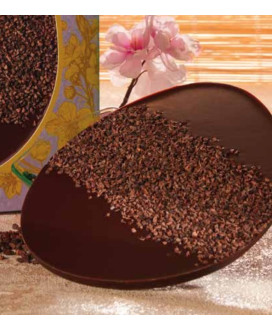 Vendita online uova di Pasqua Majani di cioccolato bianco con amarene. Shop on line Uovo di Pasqua con amarene