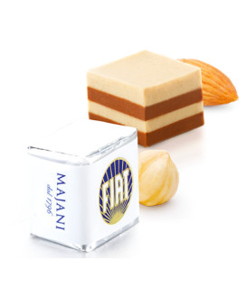 Online sales Cremini Fiat Majani of Bologna in gift boxes. Shop online Cube Fiat, Cremini layers of hazelnut and almond in gift