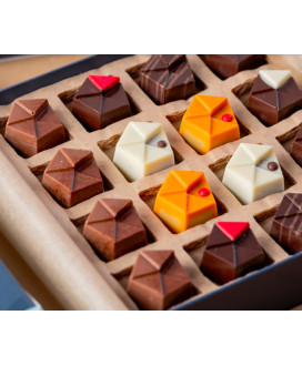 Giraudi - Pentagoni - 16 Praline - 160g