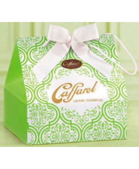 Vendita on line colombe di Pasqua Caffarel Classiche con scorze di arancio candito e uvetta. Shop on line Colomba Classica Caffa