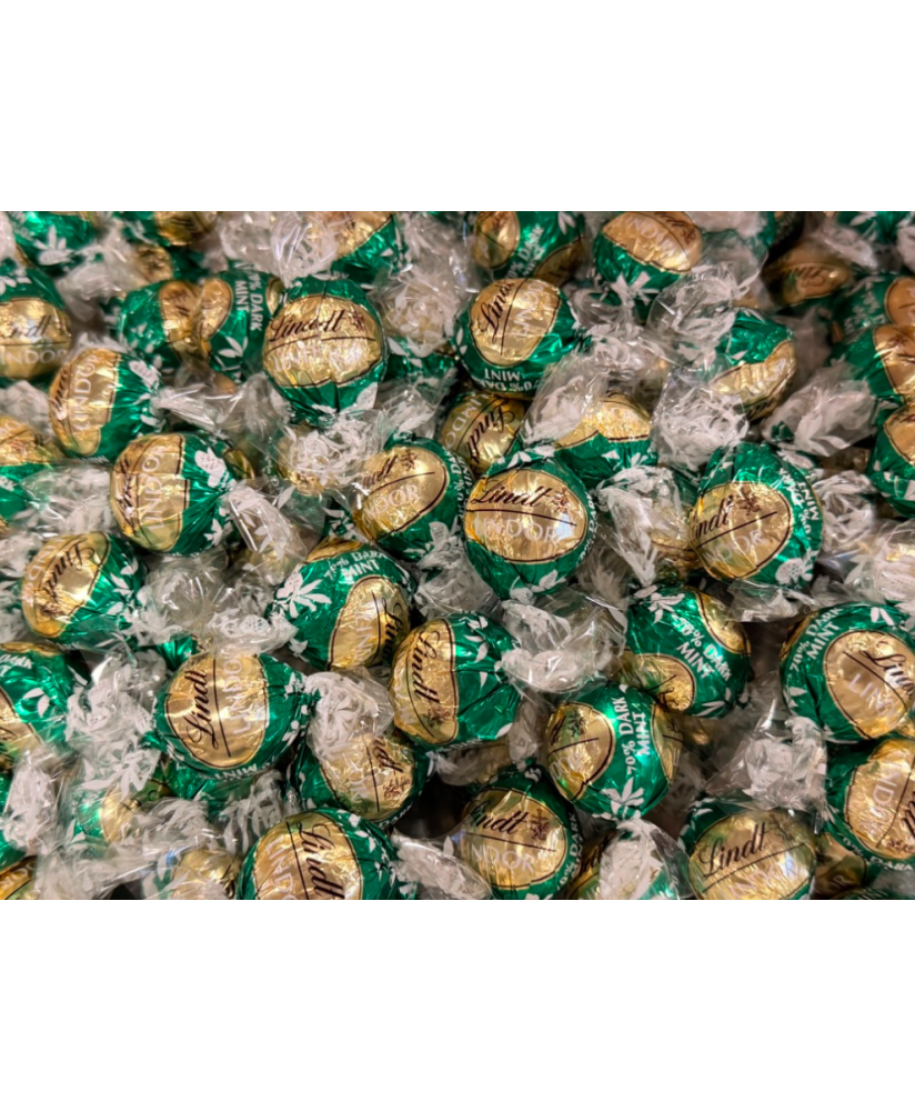Vendita online cioccolatini Lindor verde, gusto latte e menta, cioccolato al latte e menta, Lindt & Sprüngli a €32,00 al Kg