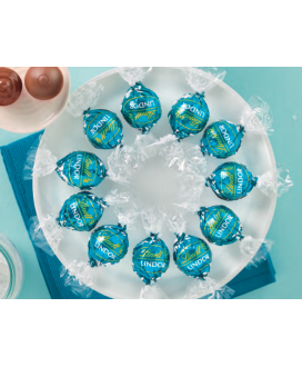 Vendita online cioccolatini Lindor al Caramello Salato Lindt e Sprüngli a €32,00 al Kg. Shop on-line cioccolatino Lindor novità