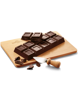 Baratti & Milano - Extra Dark Chocolate Pack, Wooden Cutting Board, and Knife - 500g