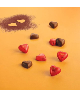Online sales Caffarel chocolates hearts of Turin in the shape of heart - Milk chocolate. Shop online milk chocolates in the shap