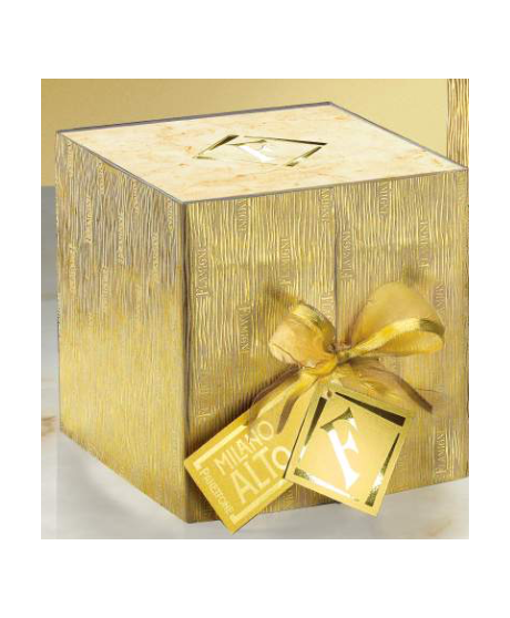 Online sales Flamigni classic panettone Milano hand-wrapped. Shop online homemade panettone, naturally leavened baked cake with