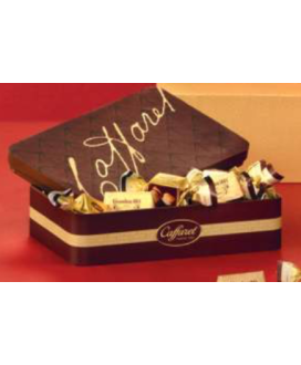Online sales of gift boxes of chocolates Caffarel, Luserna San Giovanni - Turin. Shop online gift Gianduiotti, hazelnut chocolat