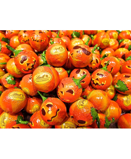 Novità Lindt 2016! Vendita online cioccolatini per Halloween a forma di zucchette, Lindt & Sprüngli a €32,00 al Kg. Shop on-line Novità Lindt 2016! Vendita online cioccolatini per Halloween a forma di zucchette, Lindt & Sprüngli a €32,00 al Kg. Shop on-line