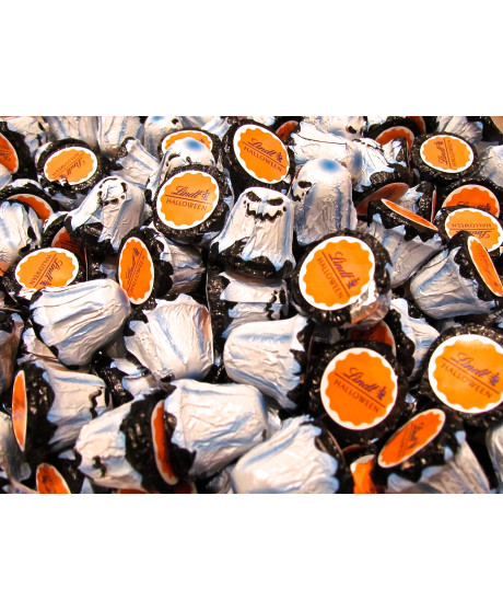 Novità Lindt 2016! Vendita online cioccolatini per Halloween a forma di Fantasmini, Lindt & Sprüngli a €32,00 al Kg. Shop on-lin Novità Lindt 2016! Vendita online cioccolatini per Halloween a forma di Fantasmini, Lindt & Sprüngli a €32,00 al Kg. Shop on-lin
